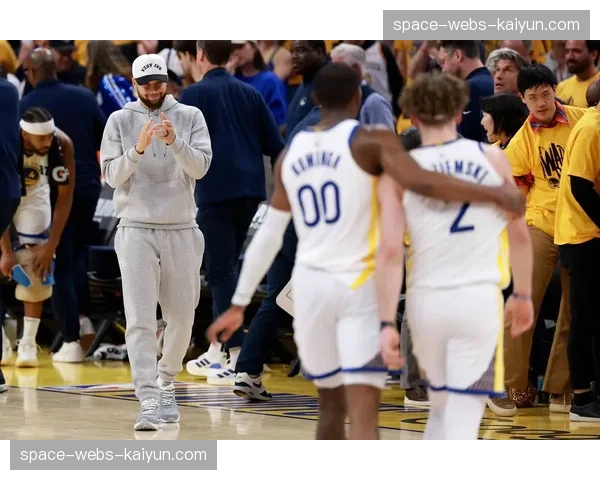 特写：斯蒂芬-库里赛前长达一小时的投篮热身流程