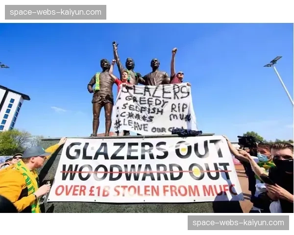 球迷活动：都灵球迷组织发起“为欧战而战”巨型TIFO筹备活动