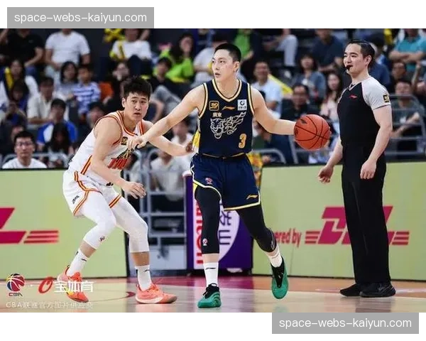 常规赛收官战：深圳对阵广州决定第三名归属，北京迎战吉林