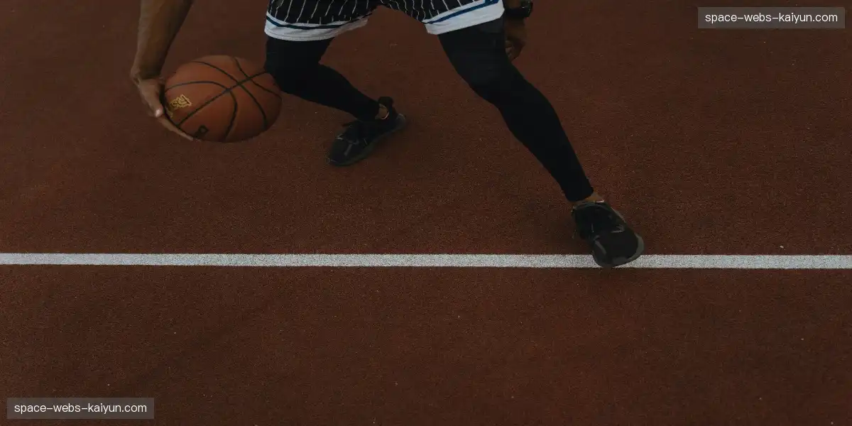 🚀 安全车下进站博弈，赌对策略赢下比赛，速度感穿透屏幕。🎲